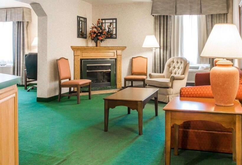 فندق Quality Inn & Suites Next To The Casino