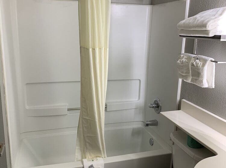 酒店 Quality Inn & Suites North Mesquite I30