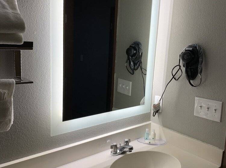 酒店 Quality Inn & Suites North Mesquite I30