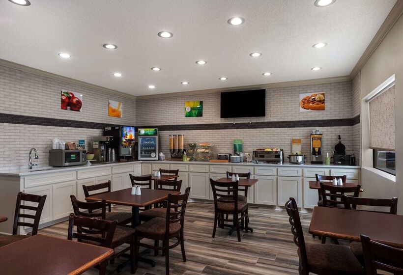בית מלון כפרי Quality Inn & Suites Pearl Jackson