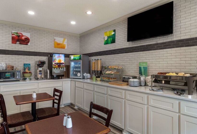 فندق Quality Inn & Suites Pearl Jackson