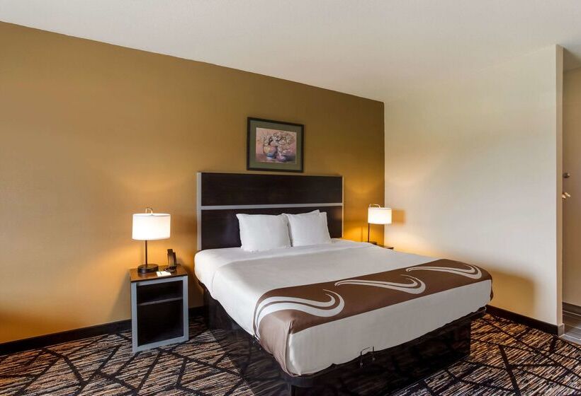 בית מלון כפרי Quality Inn & Suites Pearl Jackson
