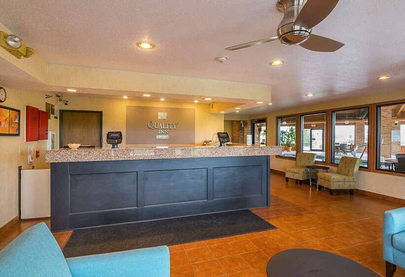 فندق Quality Inn Waverly