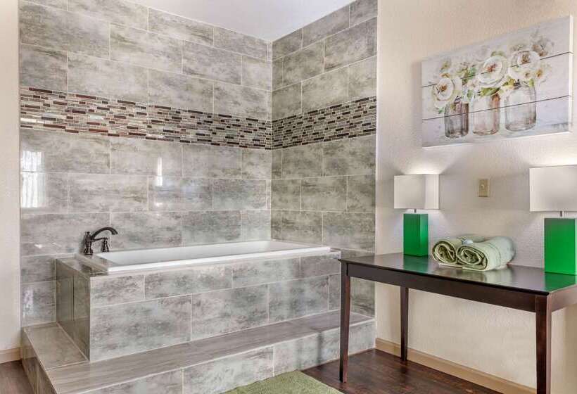 فندق Quality Inn West Memphis I40