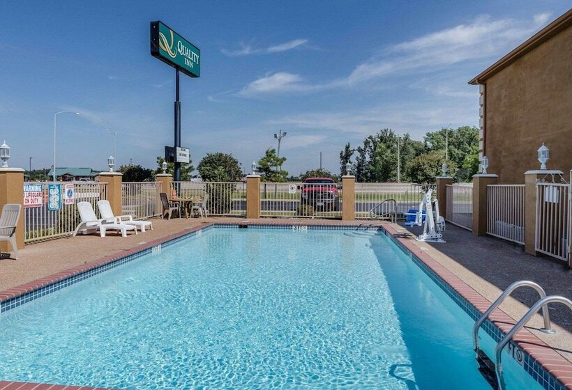 ホテル Quality Inn West Memphis I40