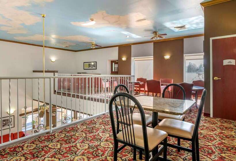 호텔 Quality Inn Zephyrhillsdade City