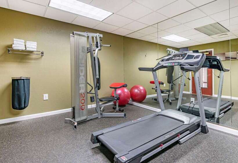 호텔 Quality Inn Zephyrhillsdade City