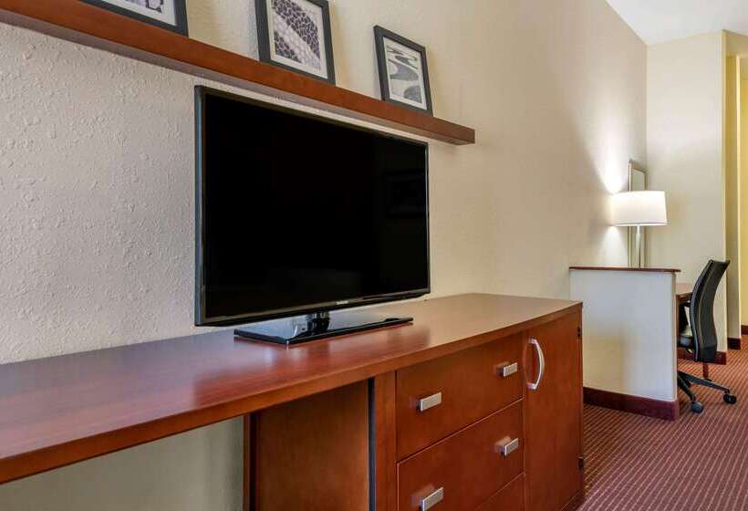 호텔 Quality Inn Zephyrhillsdade City