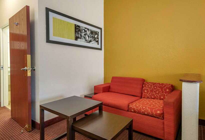 酒店 Quality Inn Zephyrhillsdade City