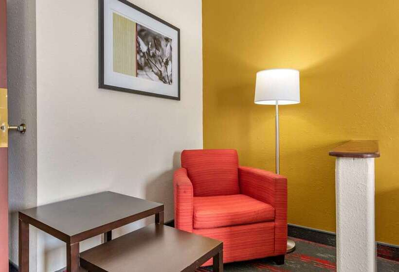 호텔 Quality Inn Zephyrhillsdade City