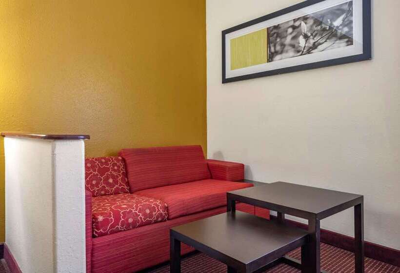 酒店 Quality Inn Zephyrhillsdade City