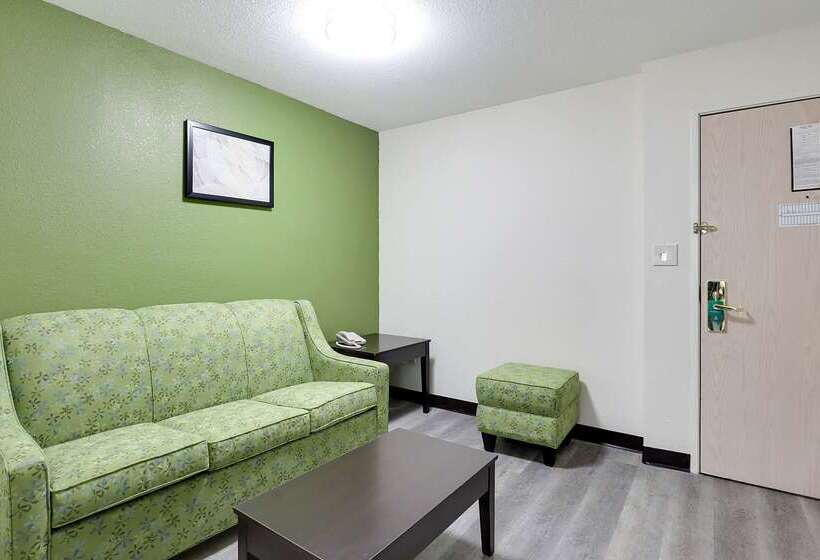 ホテル Quality Suites Albuquerque Airport