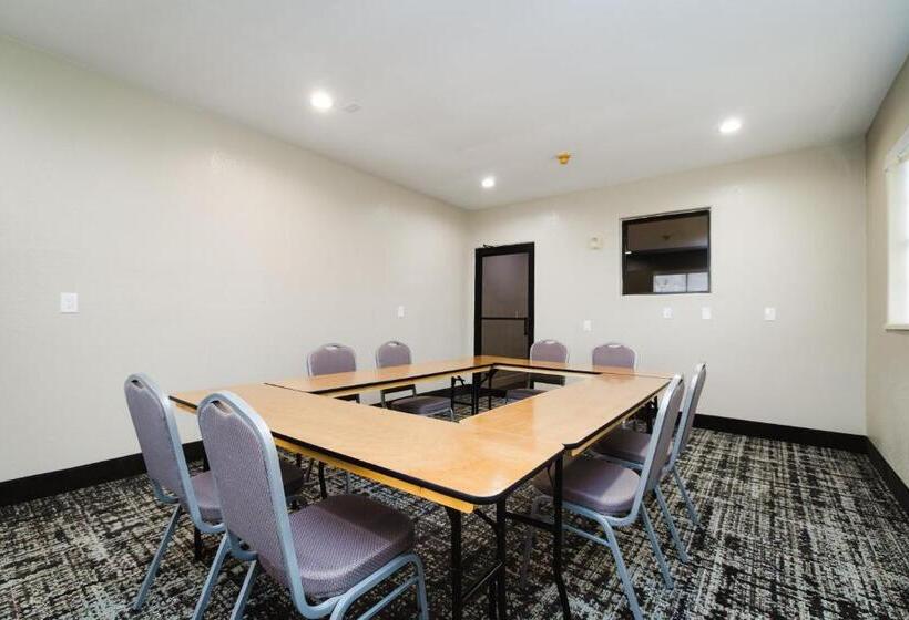 فندق Quality Suites Houston Hobby Airport