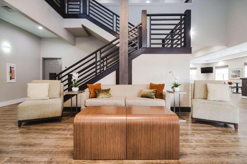 فندق Quality Suites Houston Hobby Airport