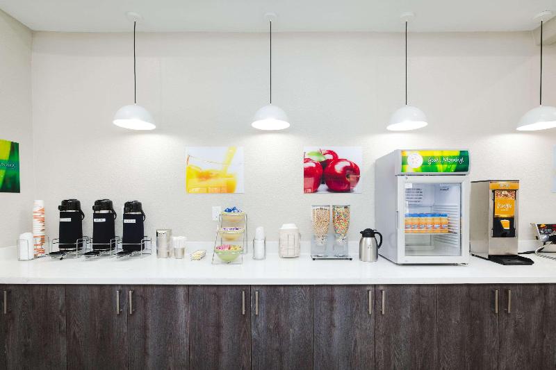 فندق Quality Suites Houston Hobby Airport