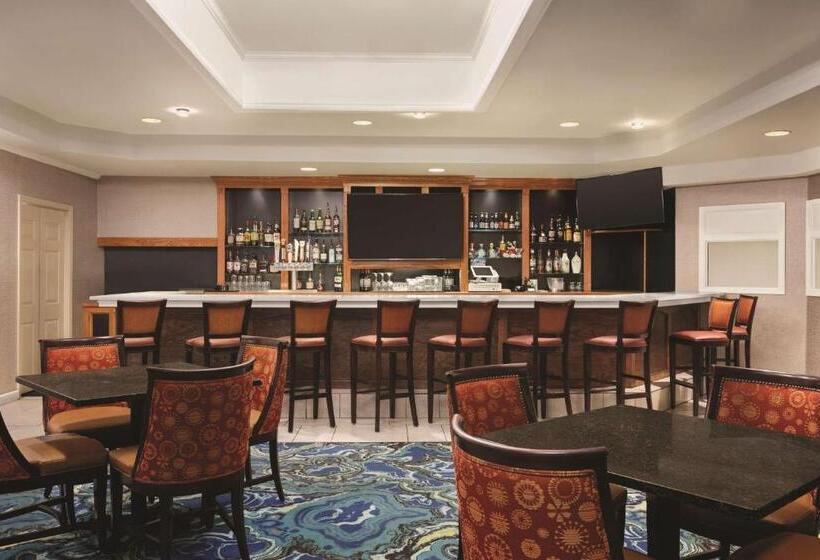 Radisson Hotel Lenexa Overland Park