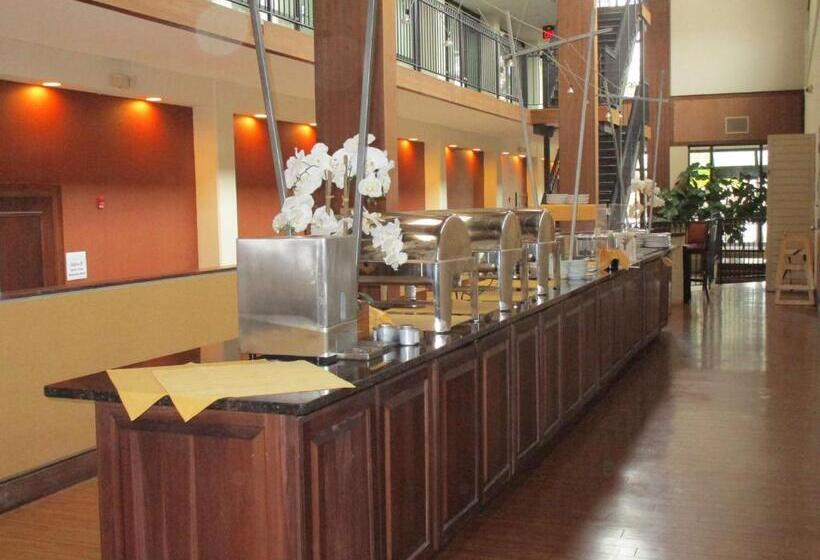 Radisson Hotel Lenexa Overland Park