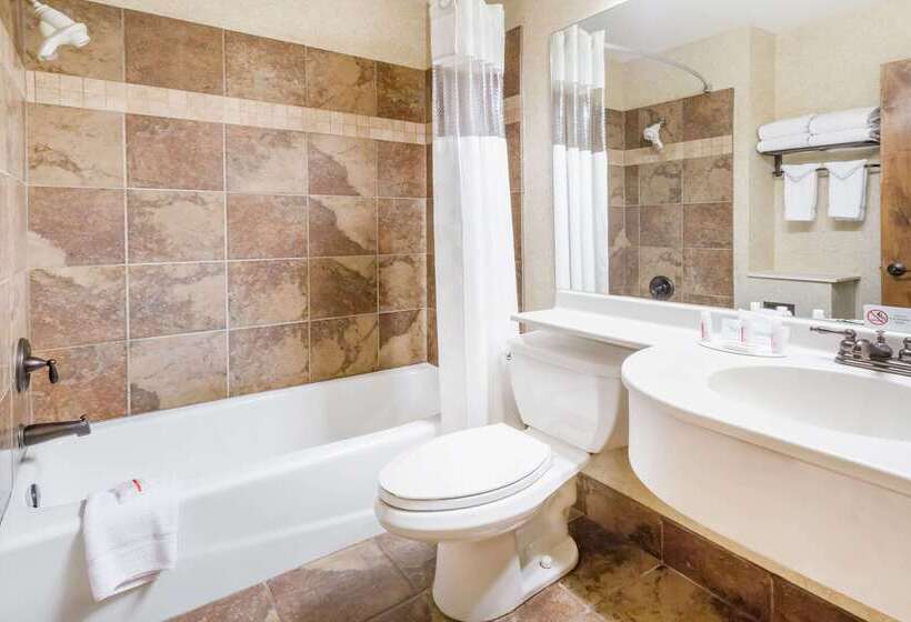 בית מלון כפרי Ramada By Wyndham Frisco