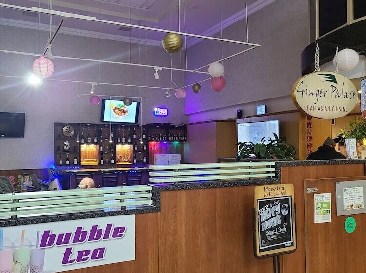 ホテル Ramada By Wyndham Seatac Airport