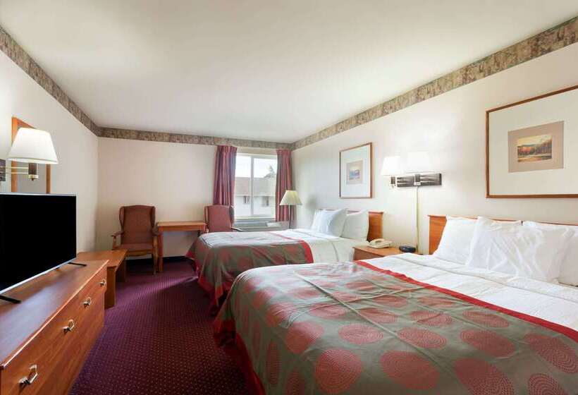 Отель Ramada By Wyndham Seatac Airport North