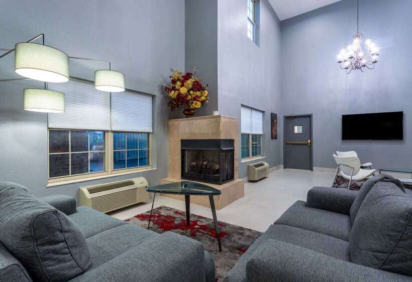 בית מלון כפרי Ramada By Wyndham Sellersburg/louisville North