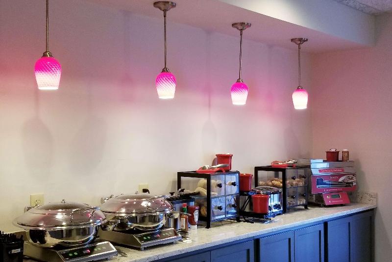 فندق Ramada By Wyndham Sellersburg/louisville North