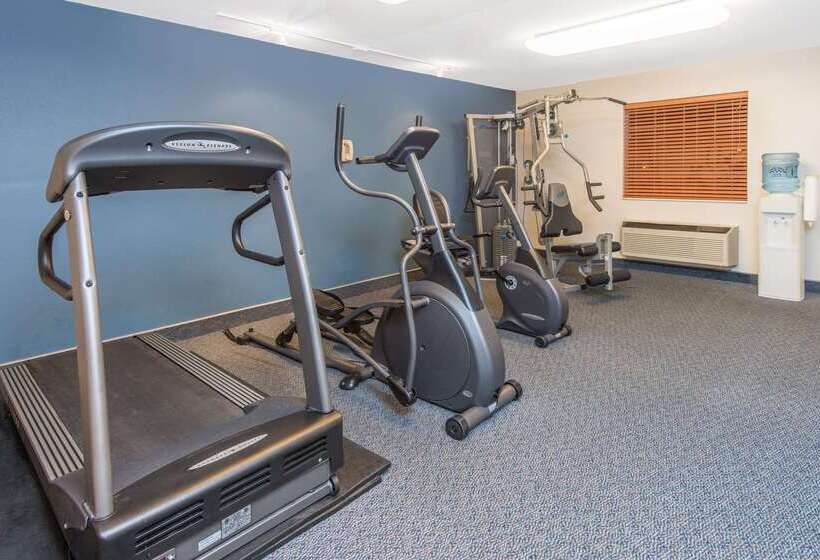 هتل Ramada By Wyndham Springfield North