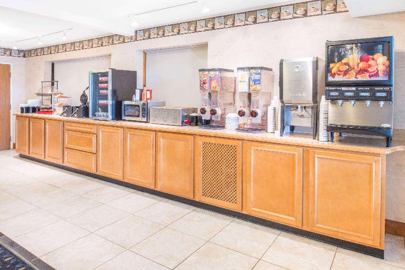 ホテル Ramada By Wyndham Springfield North