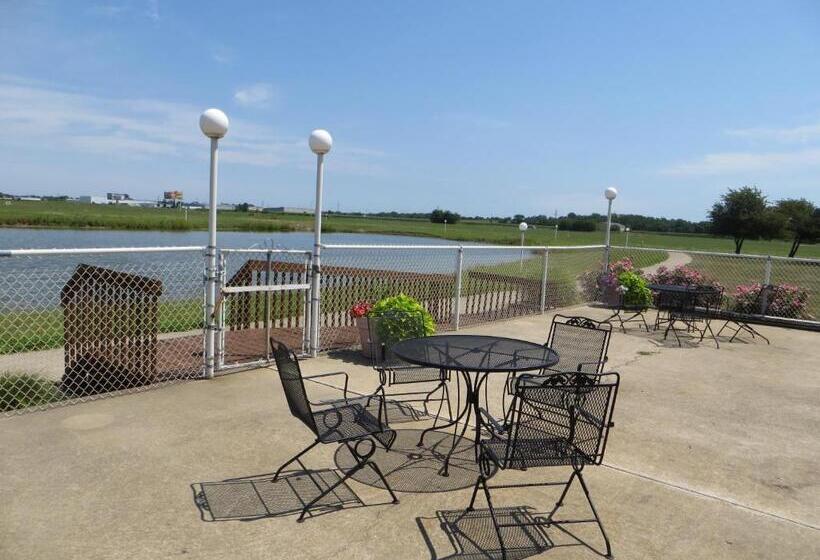 ホテル Ramada By Wyndham Springfield North