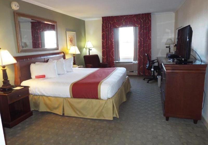 Hotel Ramada Conference Center