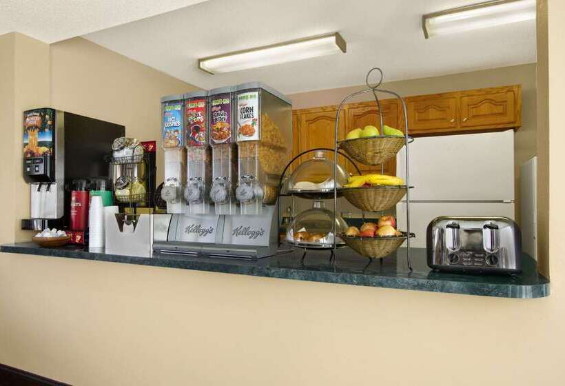 هتل Ramada Limited Columbia