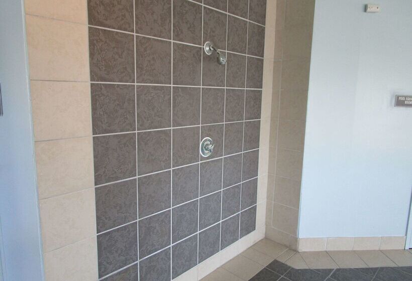 هتل Best Western Shackleford