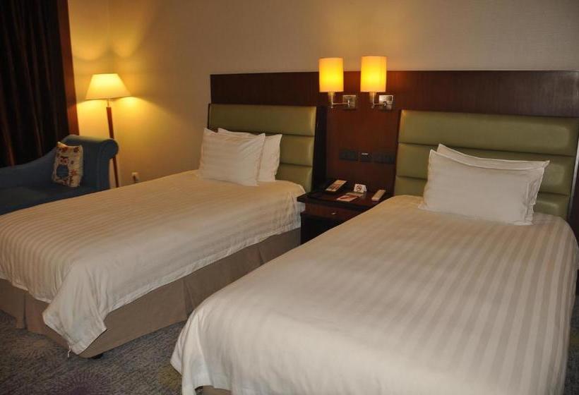 酒店 Ramada Plaza Pudong Shanghai