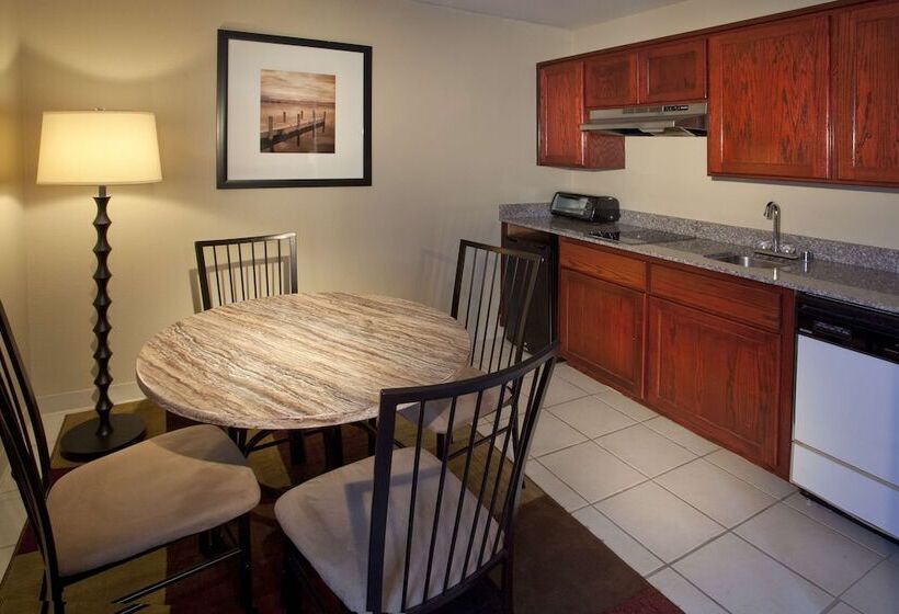 ホテル Baymont By Wyndham Kent Seattle