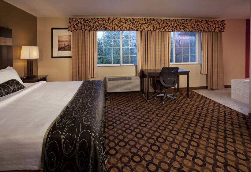 ホテル Baymont By Wyndham Kent Seattle