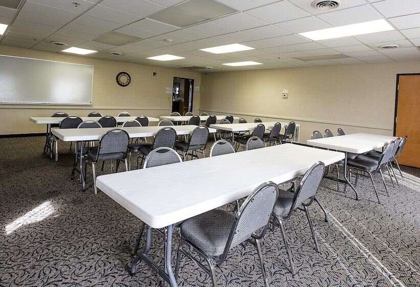 فندق Red Roof Inn Jackson, Oh