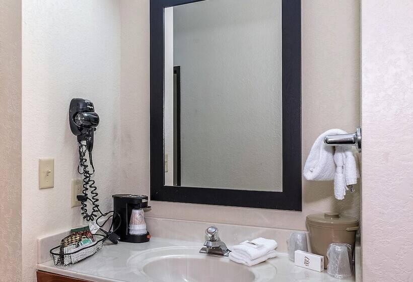 فندق Red Roof Inn Jackson, Oh