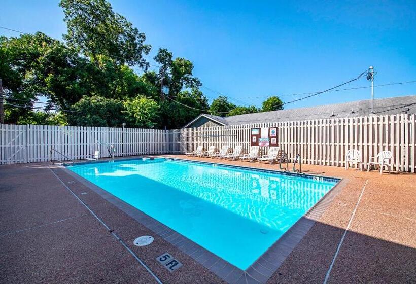 Отель Red Roof Inn San Marcos