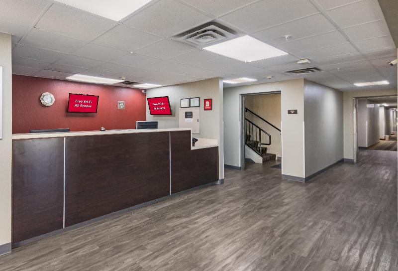 בית מלון כפרי Red Roof Inn & Suites Austin East Manor