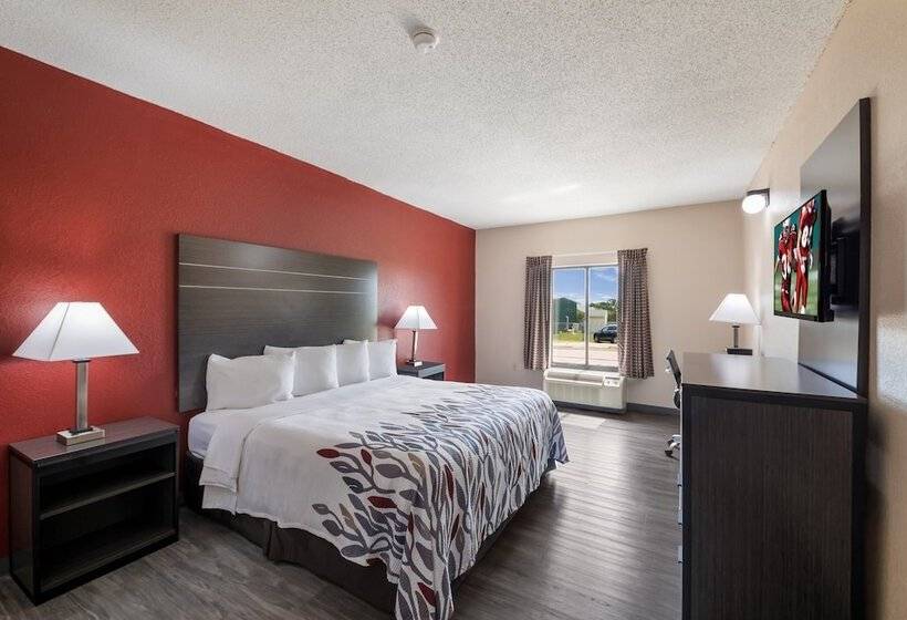 בית מלון כפרי Red Roof Inn & Suites Austin East Manor