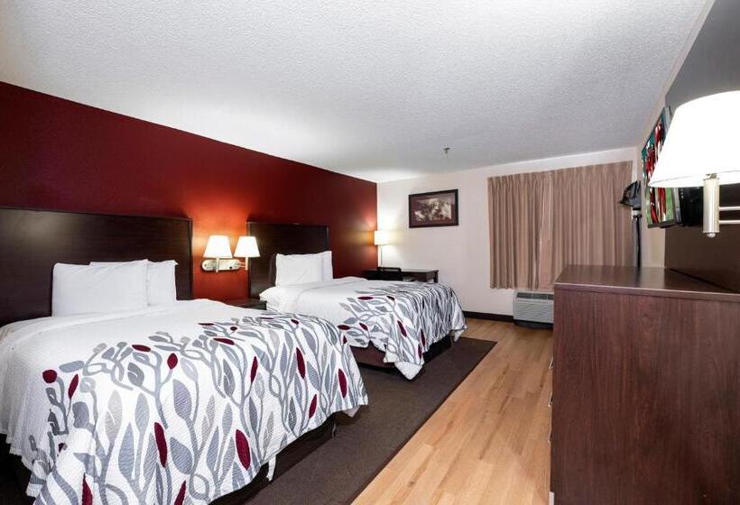 Отель Red Roof Inn & Suites Dover Downtown
