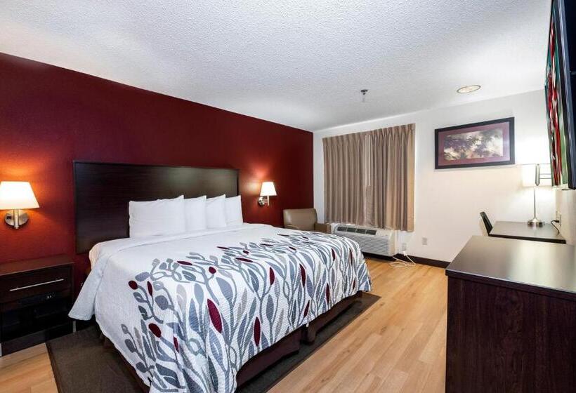 Отель Red Roof Inn & Suites Dover Downtown