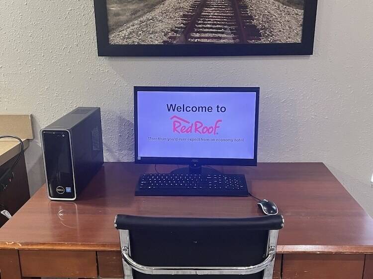 ホテル Red Roof Inn & Suites Indianapolis Airport