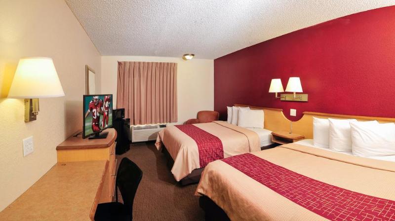 فندق Red Roof Inn & Suites Pensacola East   Milton