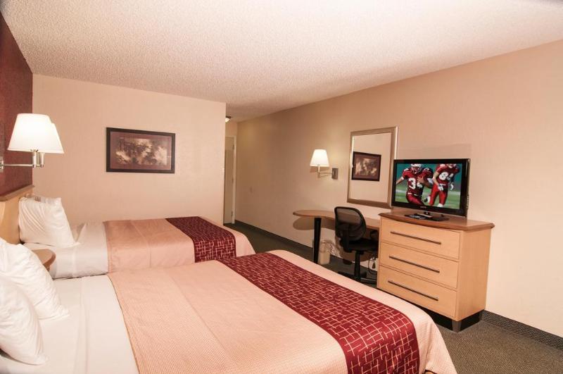 فندق Red Roof Inn & Suites Pensacola East   Milton