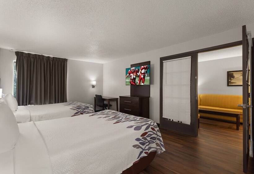 فندق Red Roof Inn & Suites Savannah Airport