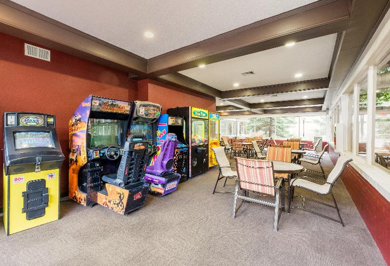 فندق Red Roof Inn Plus+ South Deerfield   Amherst