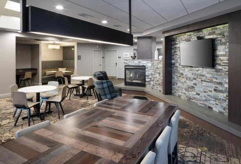 فندق Residence Inn Boston Westford