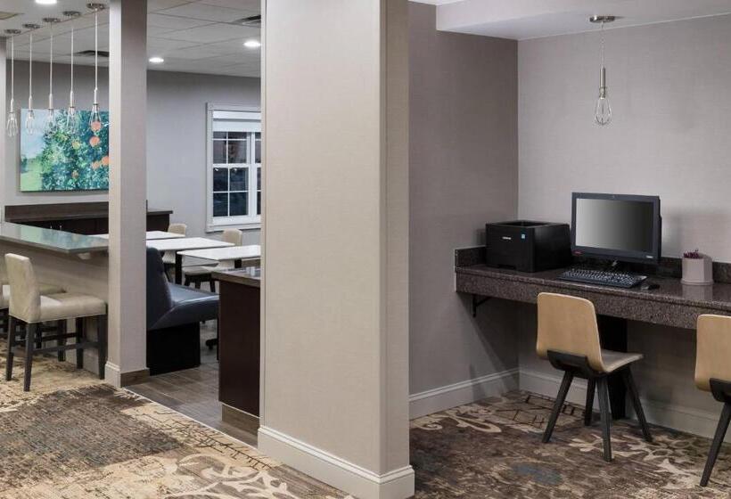 فندق Residence Inn Boston Westford