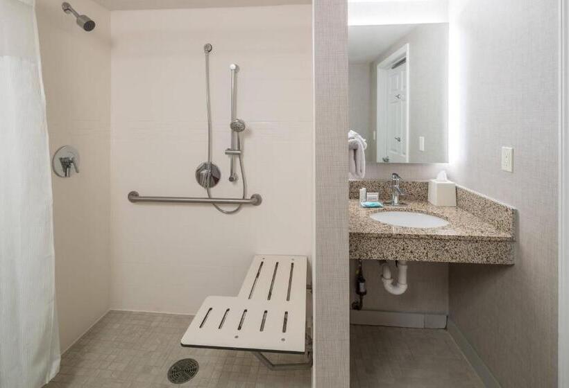 فندق Residence Inn Boston Westford